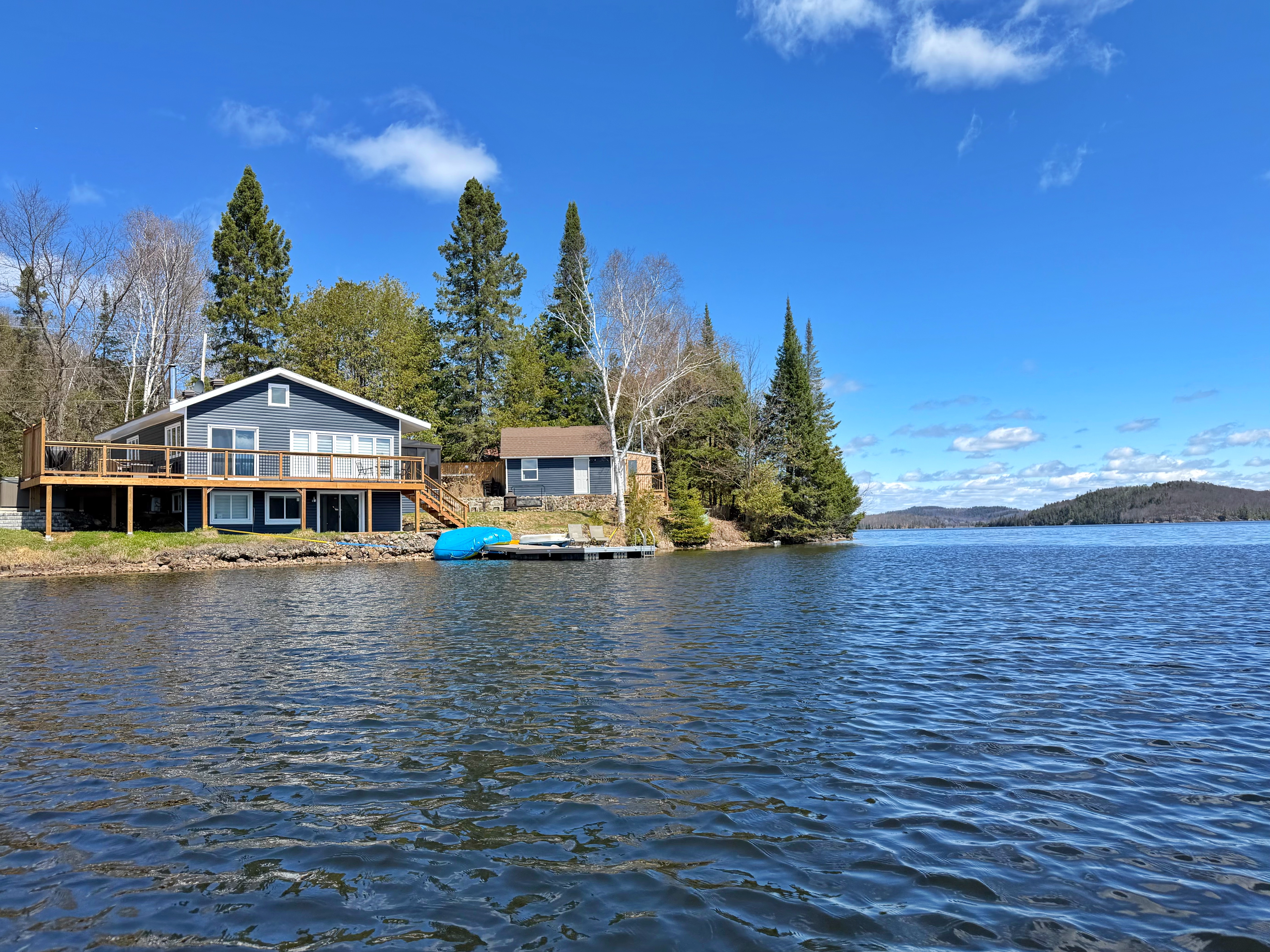 Acheter un chalet ou une propriété au bord d'un lac en Outaouais : tout ce qu'il faut vérifier avant de signer